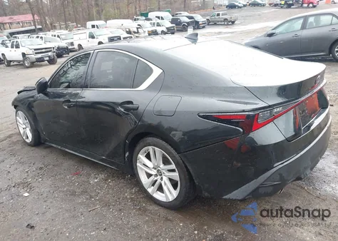2021 Lexus Is 300 z USA, uszkodzony, nr VIN JTHAA1D24M5112178